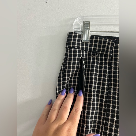 Anthropologie The Essential Slim Cropped Pants - Picture 8 of 10